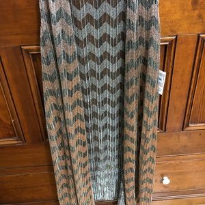 NWT Elegant LuLaRoe Joy